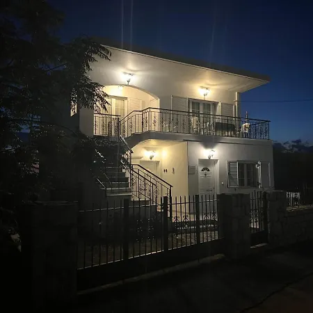 Casa Blanca Ii