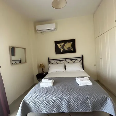 Casa Blanca Ii Apartment *