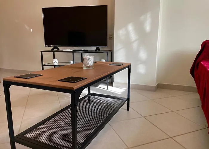 Casa Blanca Ii Pírgos Dhiroú